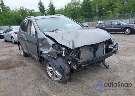 2015 Nissan Rogue Select S from USA, damaged, VIN JN8AS5MV8FW765307